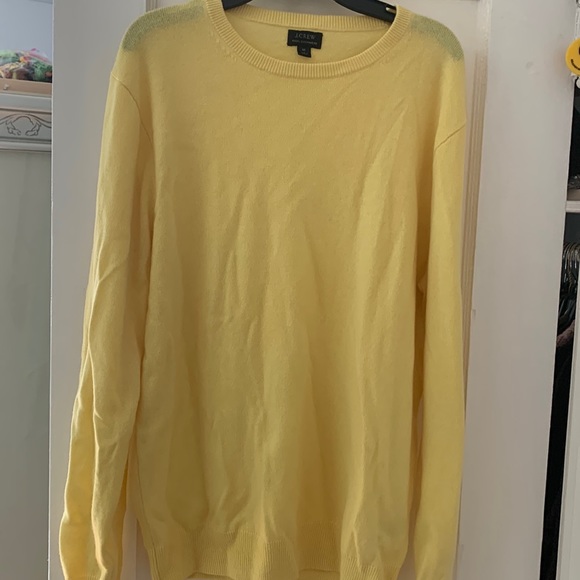 J. Crew Tops - J. Crew 100% cashmere sweater💛